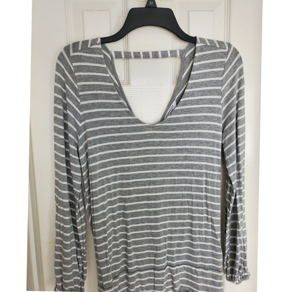 Liverpool Los Angeles Top Gray‎ White Striped Excellent Twist Front Back V S